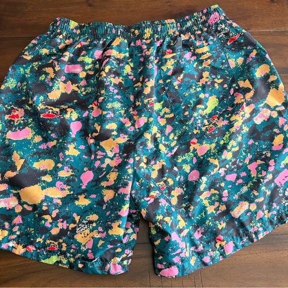 Nike Trek Division Paint Splatter Shorts Men’s XL Drawstring - Picture 2 of 5